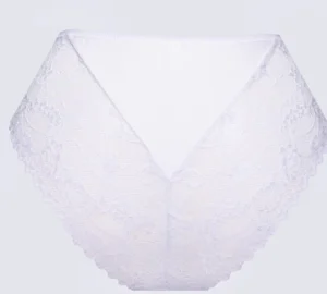 Csipkés női bugyi